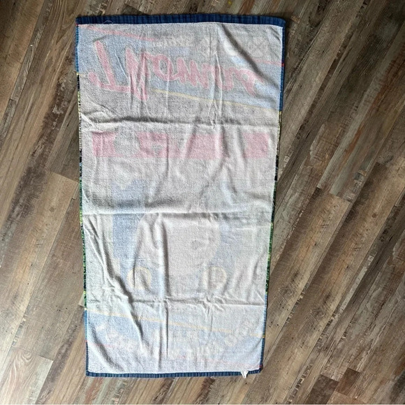 Thomas‎ the tank  towel - Picture 2 of 2